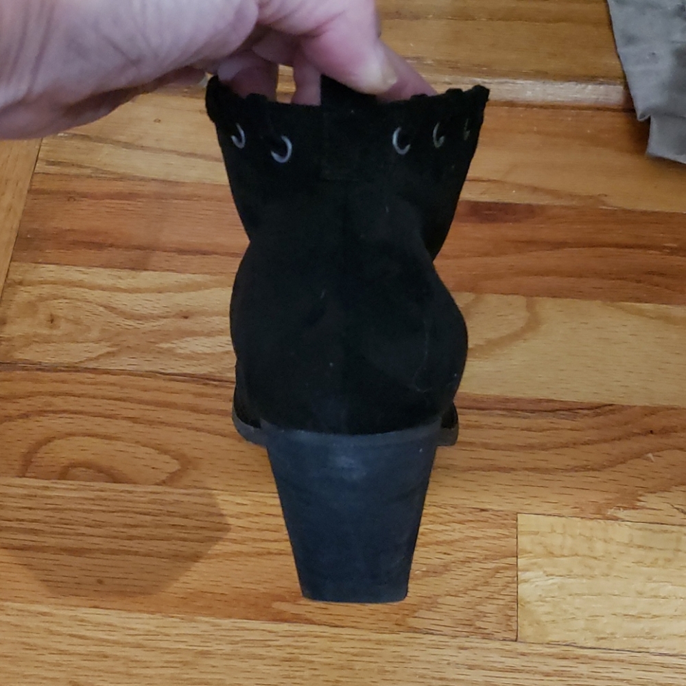 Booties - Picture 6 of 13